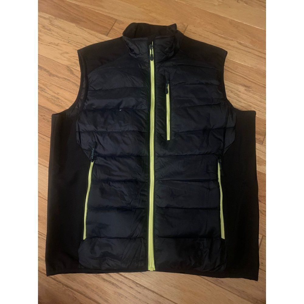 G.H. Bass & Co., women's black puffer sleeveless zip up vest size large